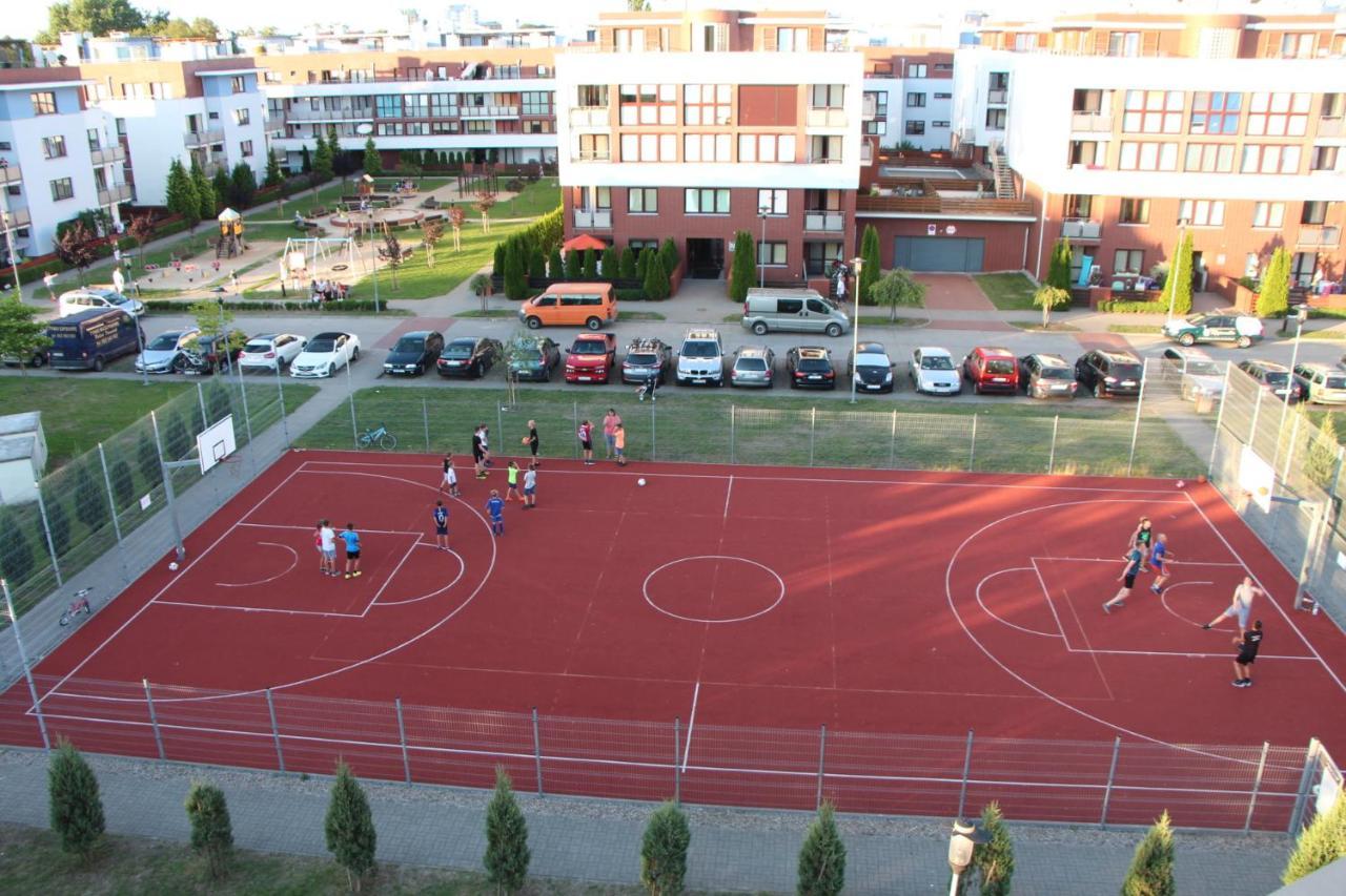 Apartament Jantar Z Ogrodem Kołobrzeg Exterior foto