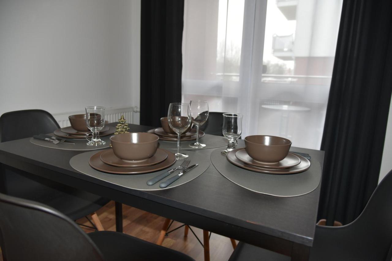 Apartament Jantar Z Ogrodem Kołobrzeg Exterior foto