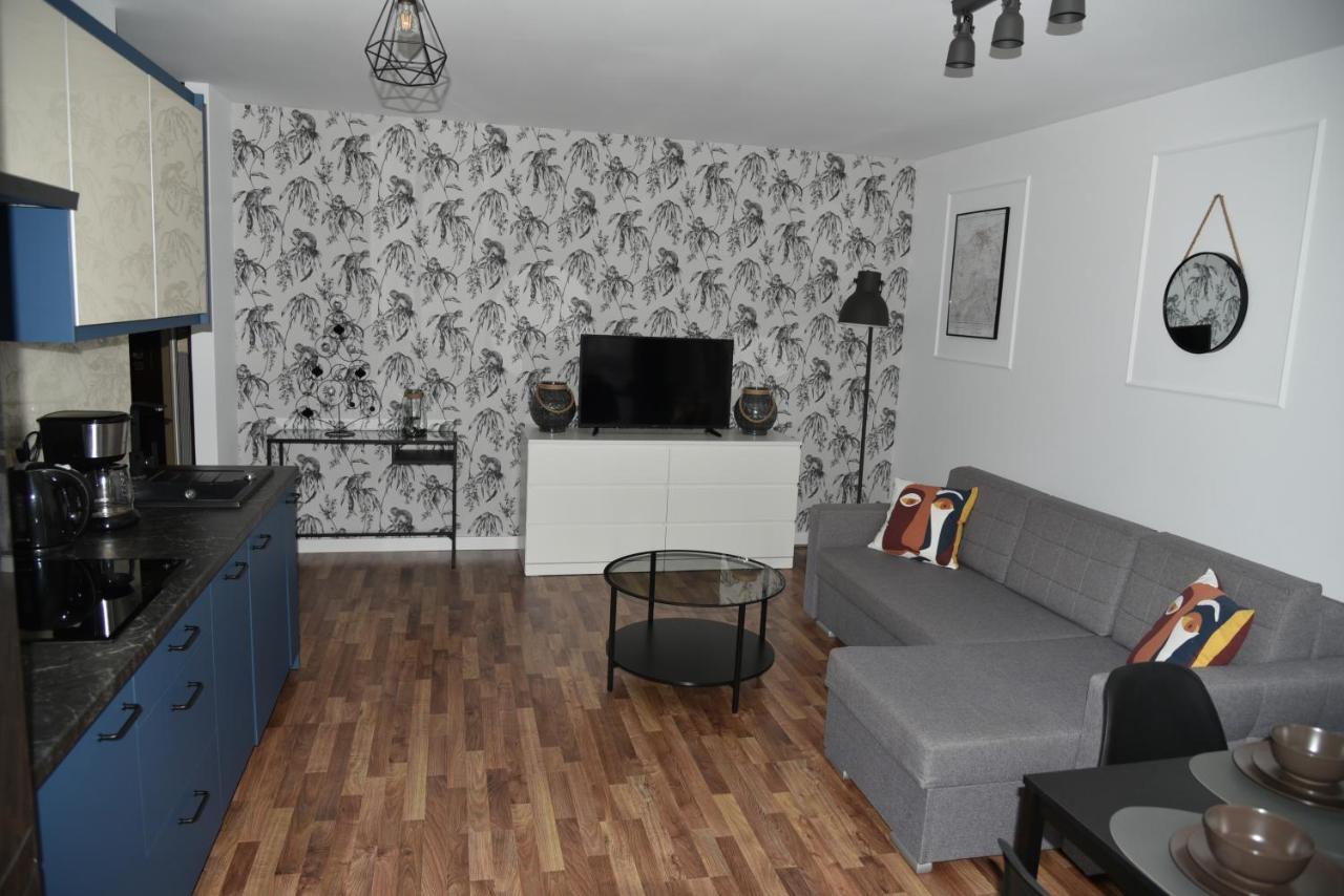 Apartament Jantar Z Ogrodem Kołobrzeg Exterior foto