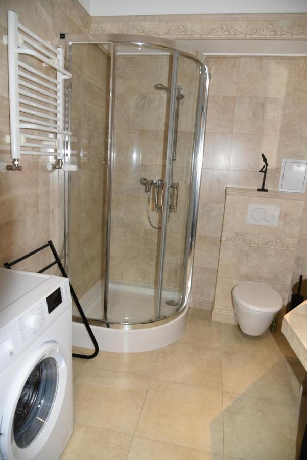 Apartament Jantar Z Ogrodem Kołobrzeg Exterior foto